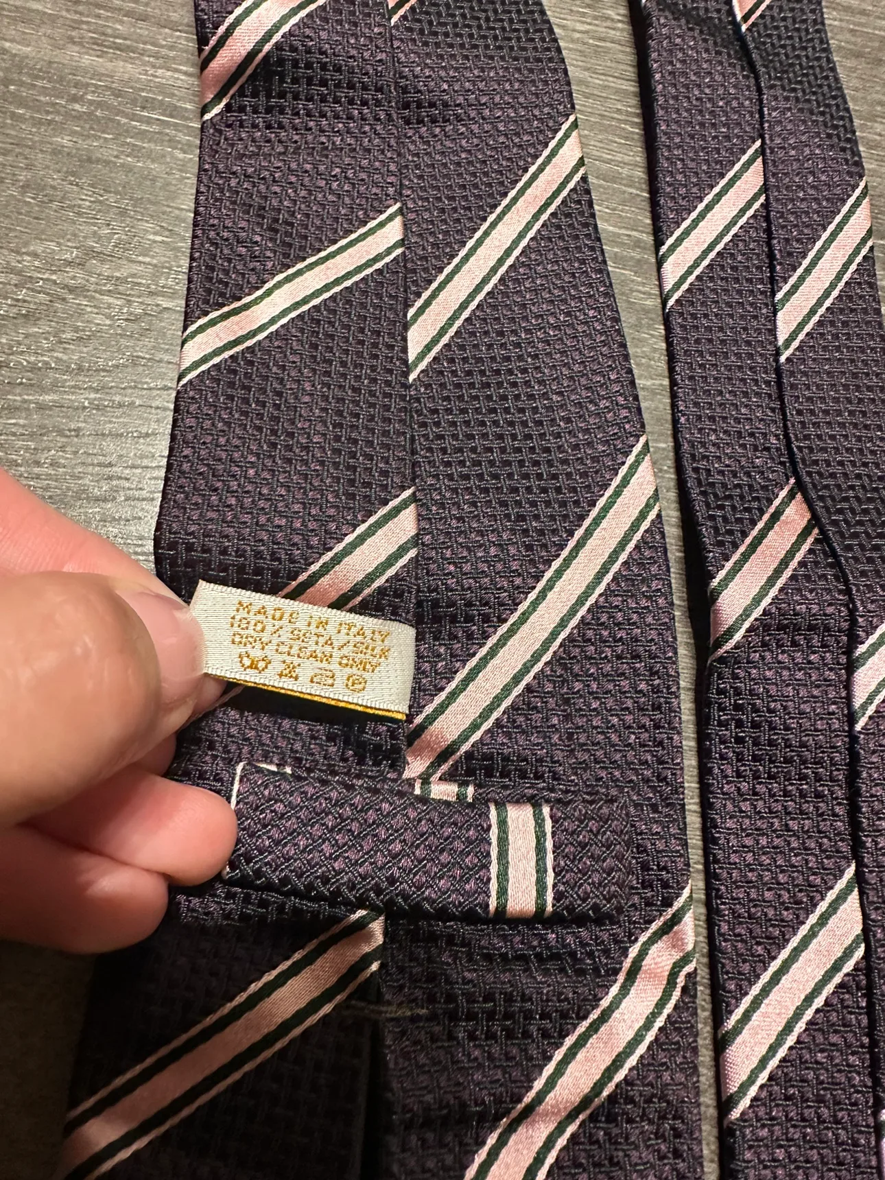 100% authentic Bulgari silk tie image indicator(3)