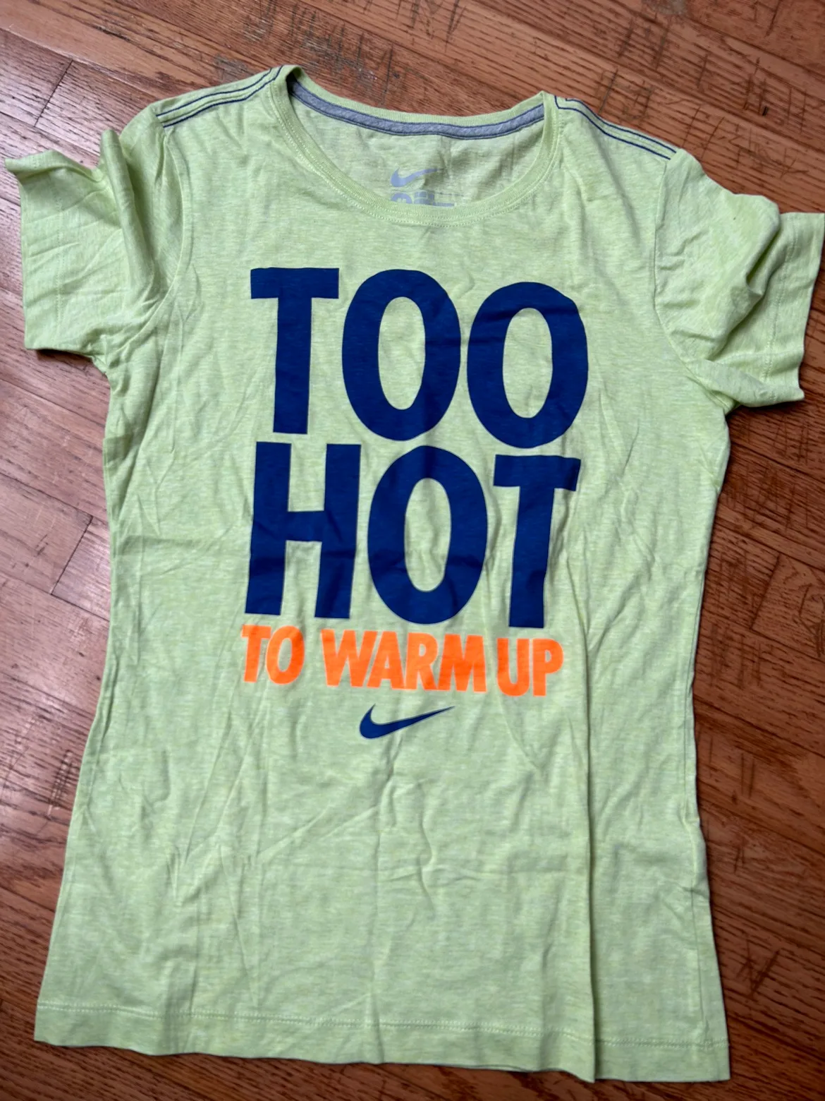 WOMAN 👚 t shirts thumbnail
