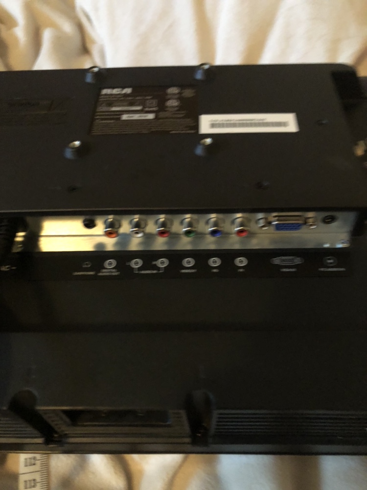 RCA 19 inch TV - photo 3