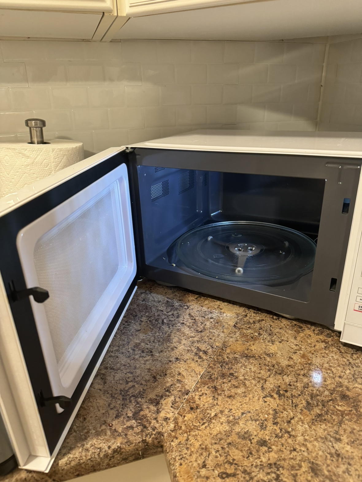 Microwave - photo 2