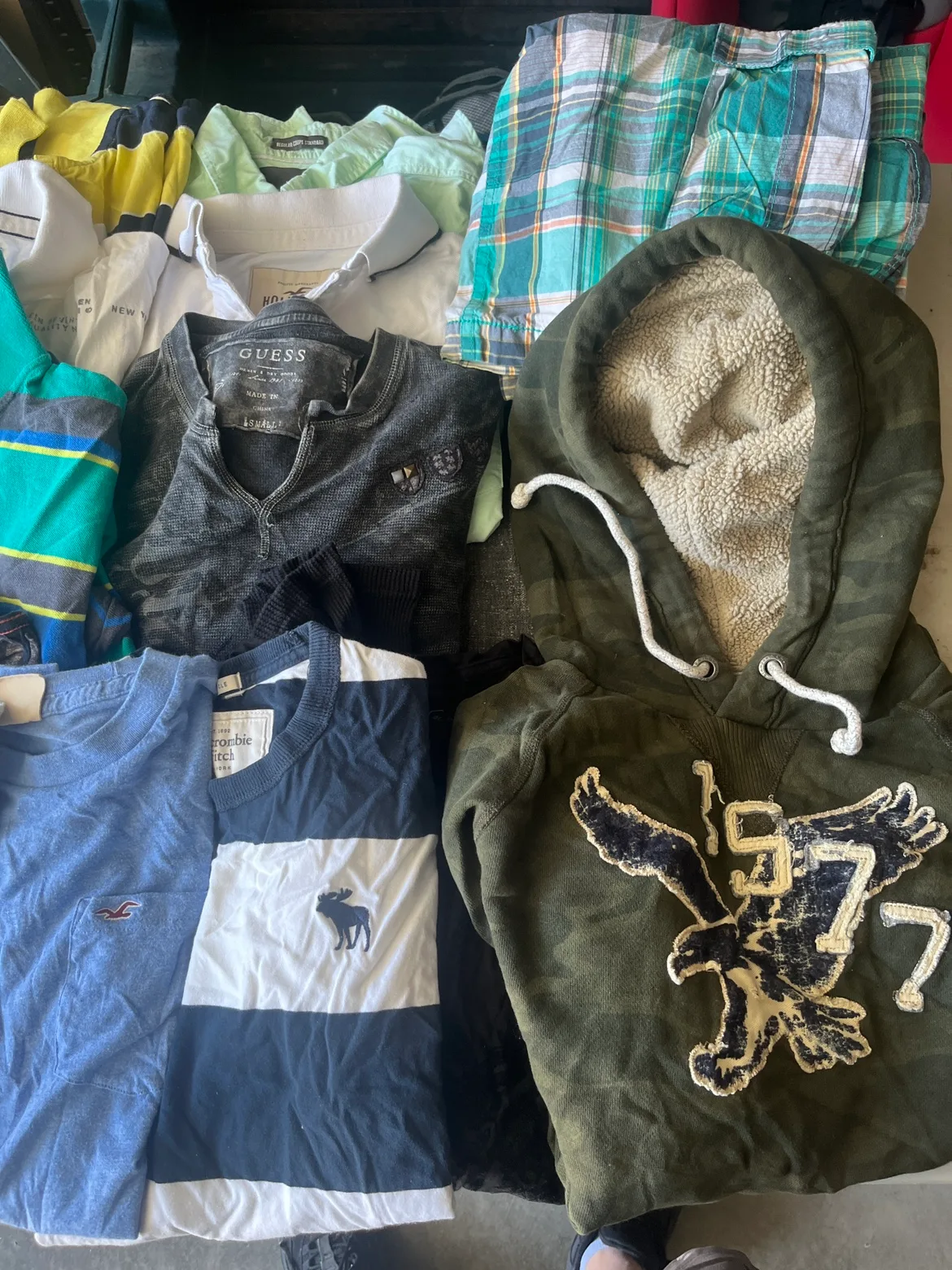 Assorted clothing boys and girls image indicator(3)