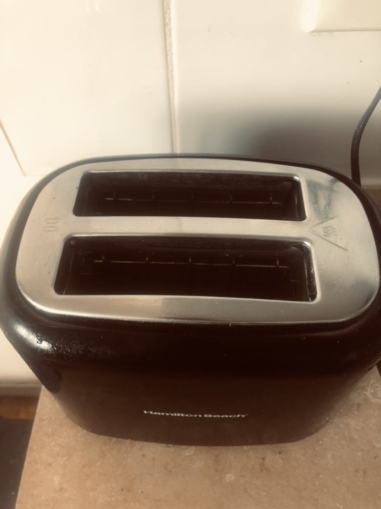 Hamilton Beach 2 Slice Toaster - photo 2