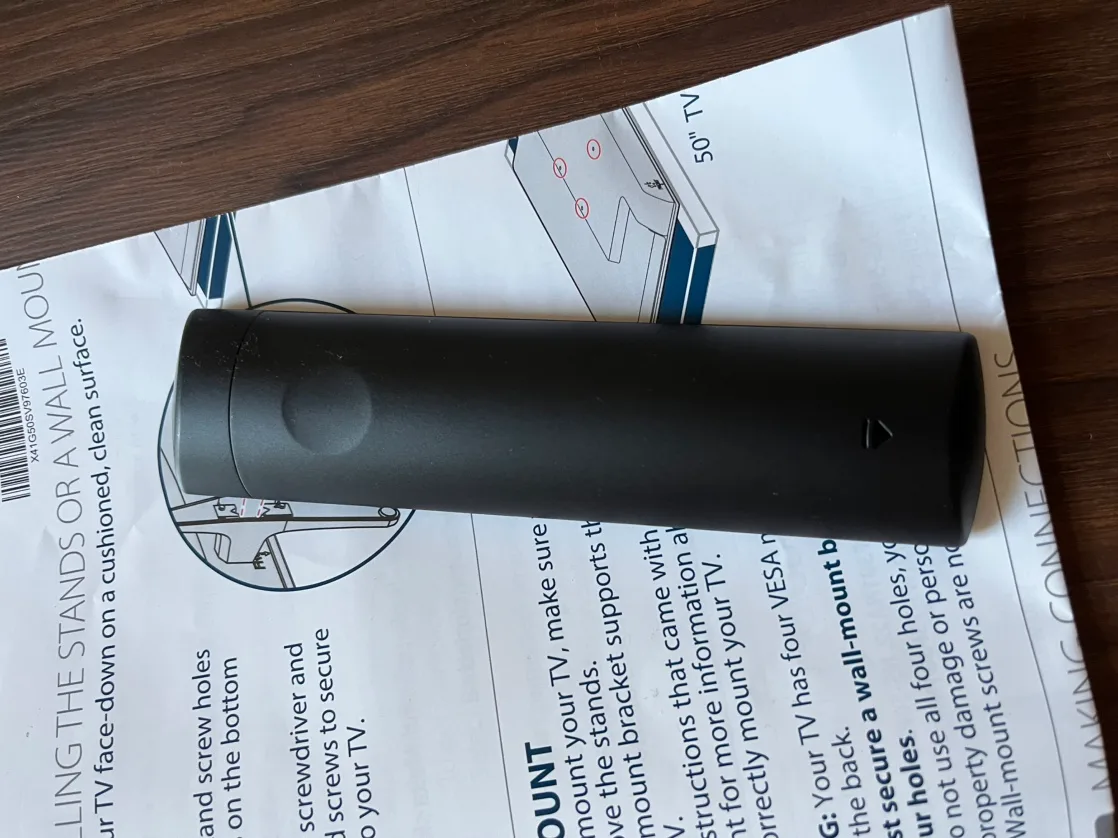 Insignia TV Remote image indicator(2)