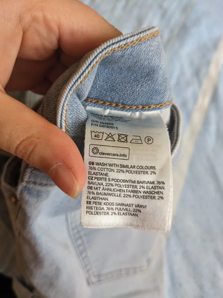 H&M Blue Jean Shorts image indicator(5)