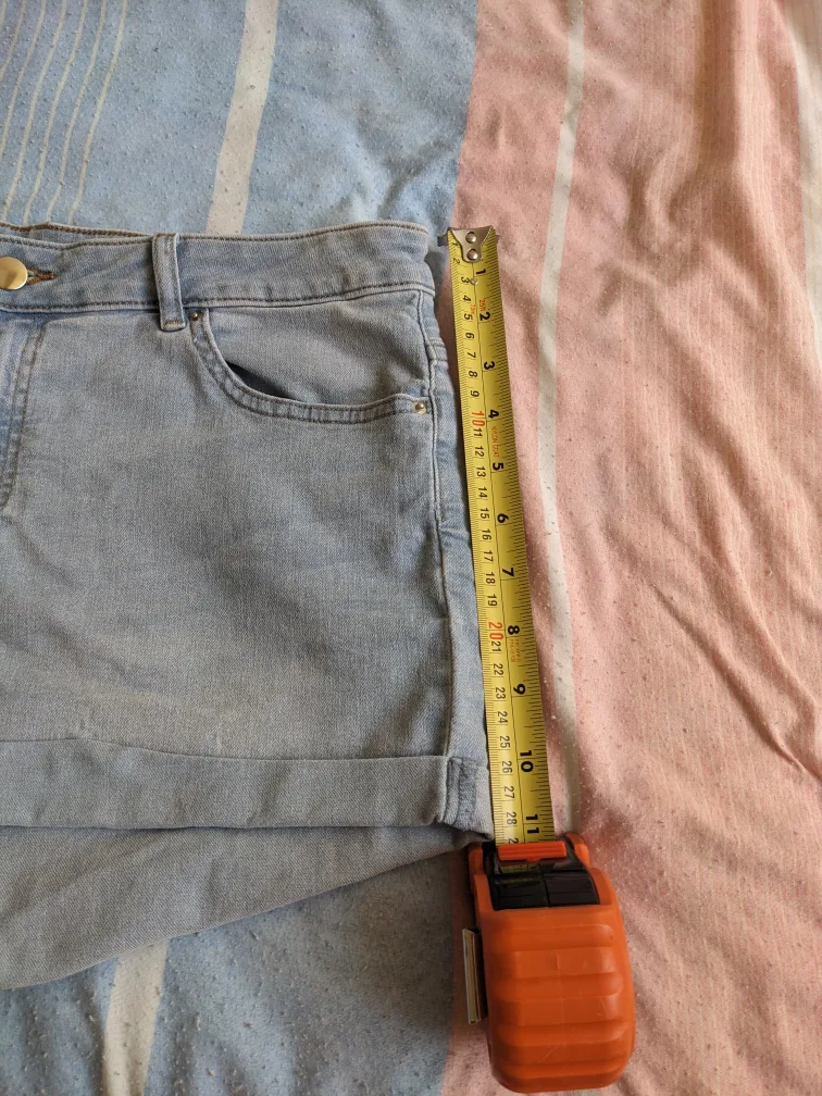 H&M Blue Jean Shorts image indicator(7)