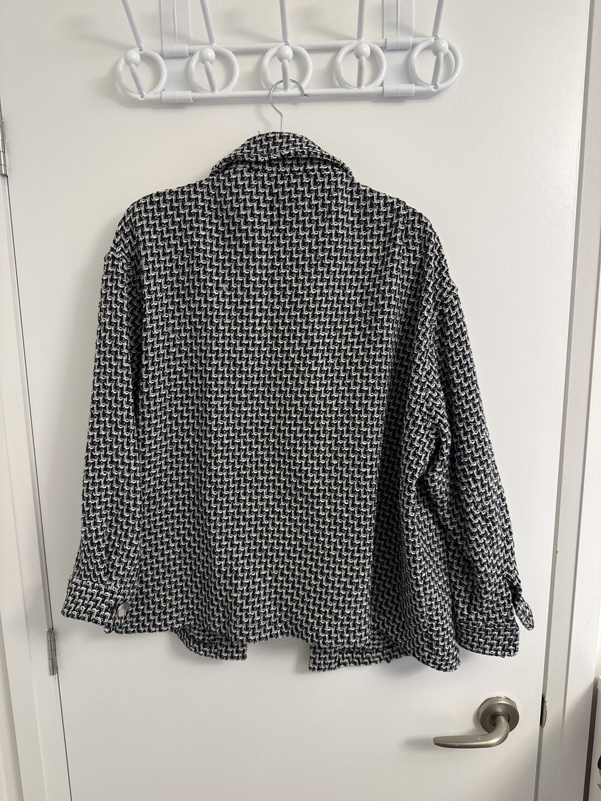 Zara Black and White Tweed Jacket - photo 3