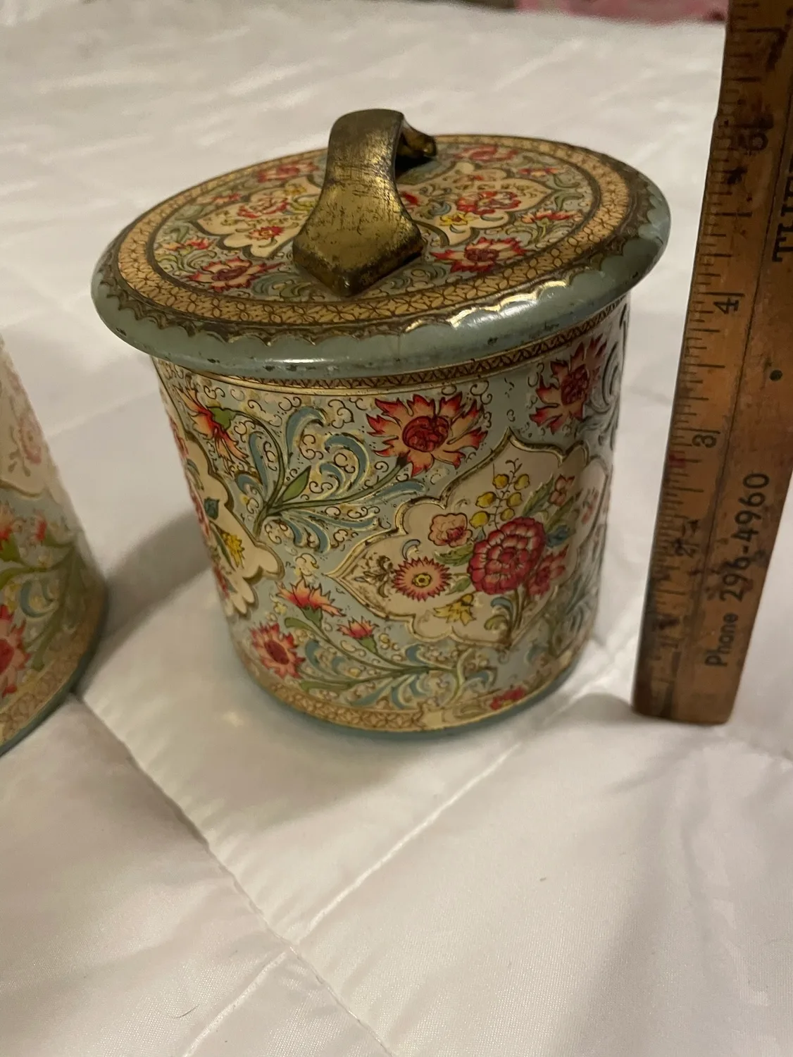 Vintage Floral Tin Canisters image indicator(2)