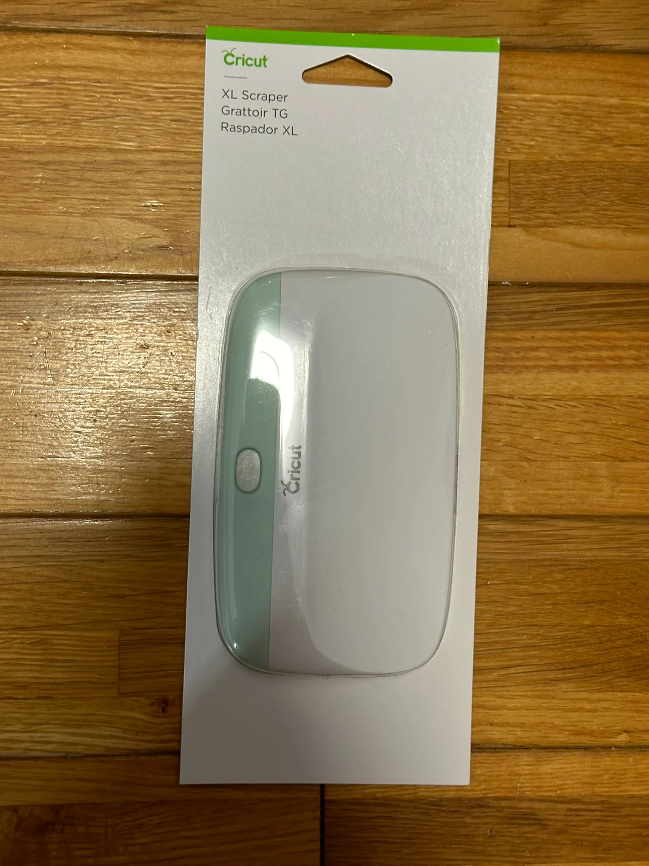 Cricut XL scraper thumbnail