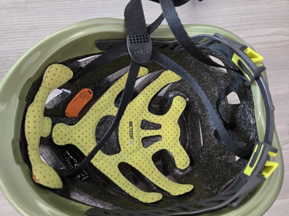 Petzl Meteor Climbing Helmet - photo 3