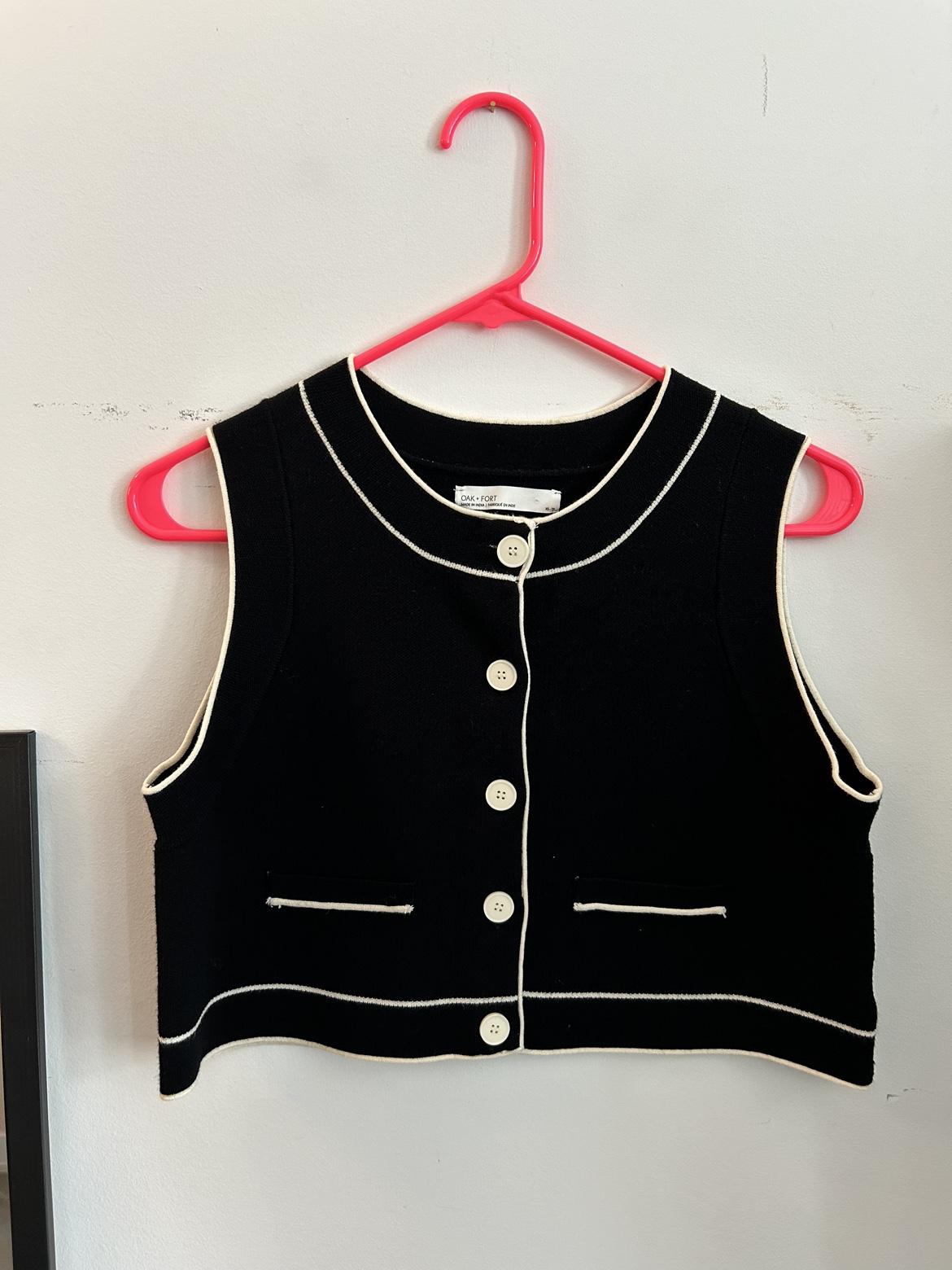 Crop button vests - photo 2
