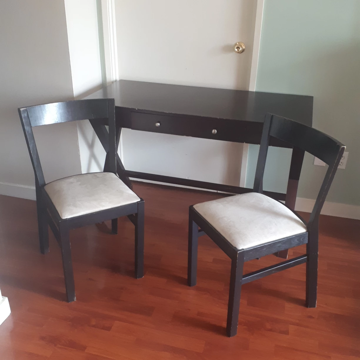 Desk with Two Chairs - photo 3
