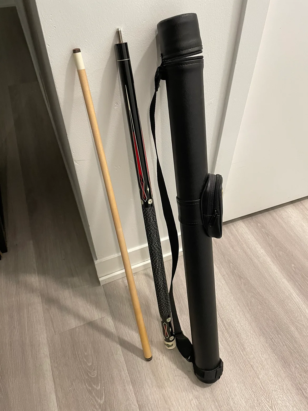 American Heritage Pool Cue image indicator(3)