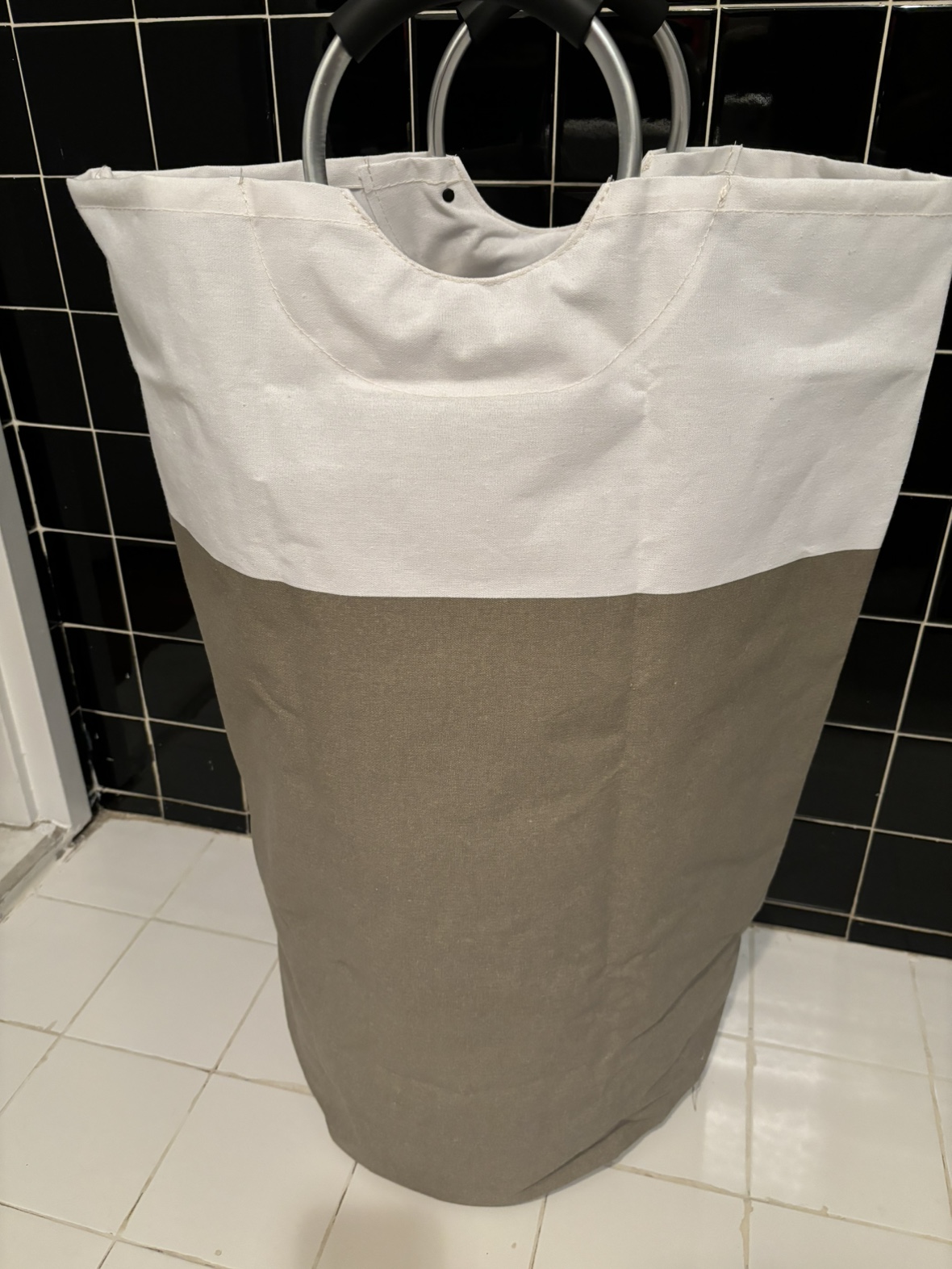 Laundry Hamper with Handles