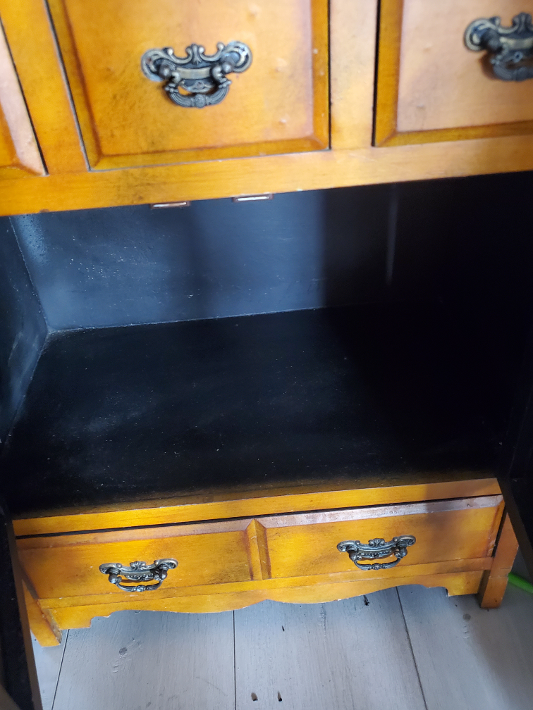 Rooster Cabinets - photo 3
