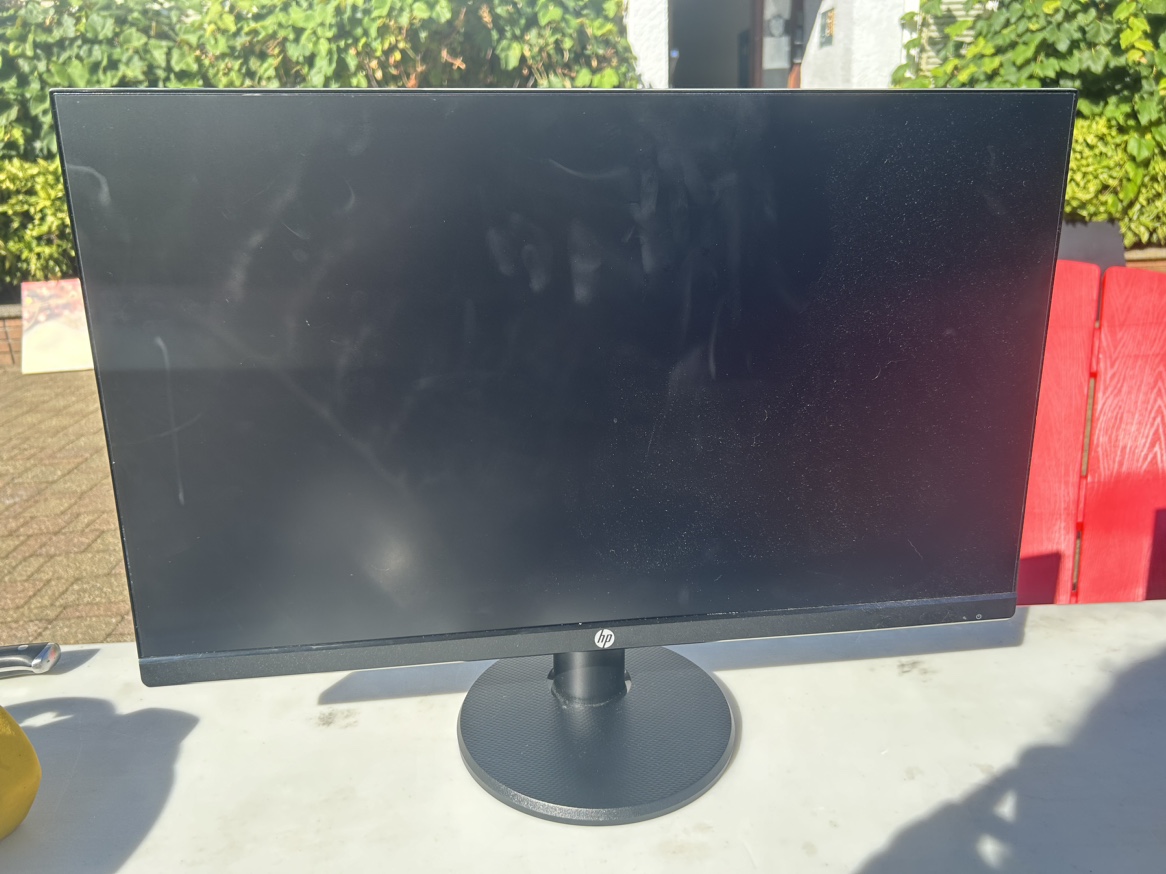 HP 24-inch Monitor