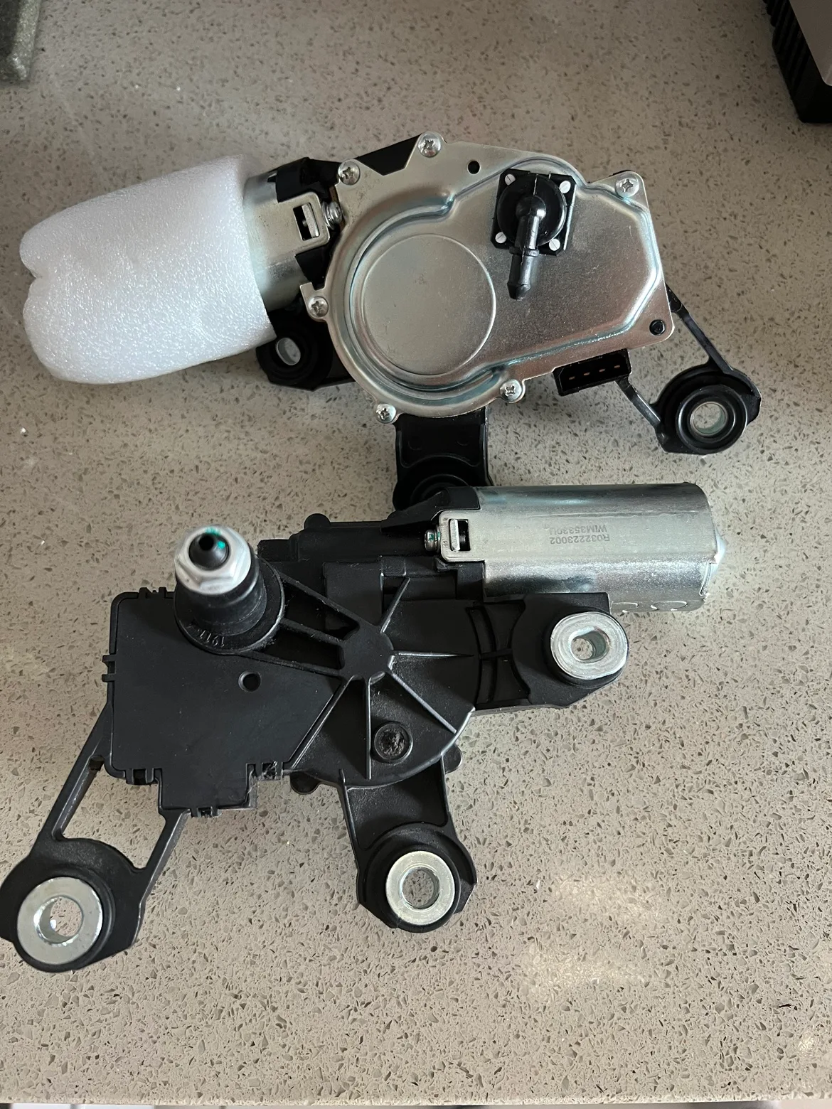 Rear Window Wiper Motor - bought for 2003 Audi A3 image indicator(2)