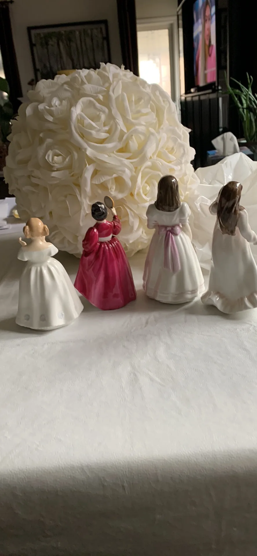 Royal Doulton Figurine 40.00 each or 3 for 100.00 image indicator(2)