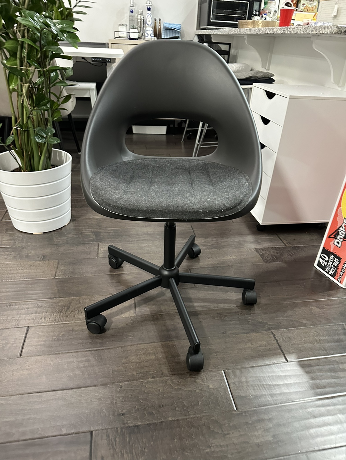 Ikea LOBERGET Office Chair - photo 2
