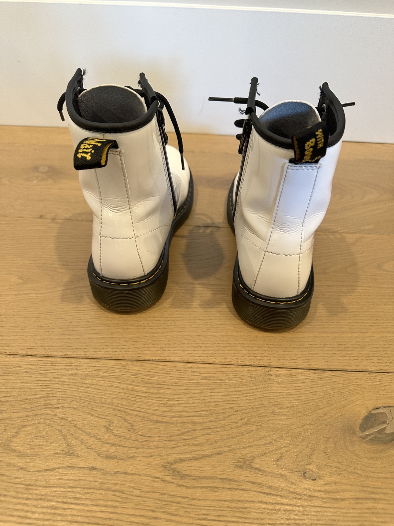 Dr. Martens White Patent Leather Boots Air Wair - photo 4