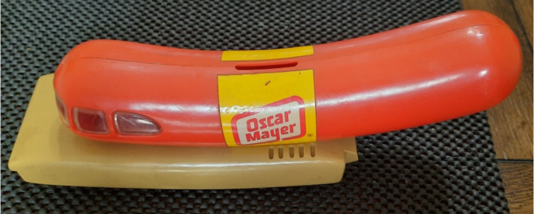 Oscar Mayer Wienermobile Bank - photo 2