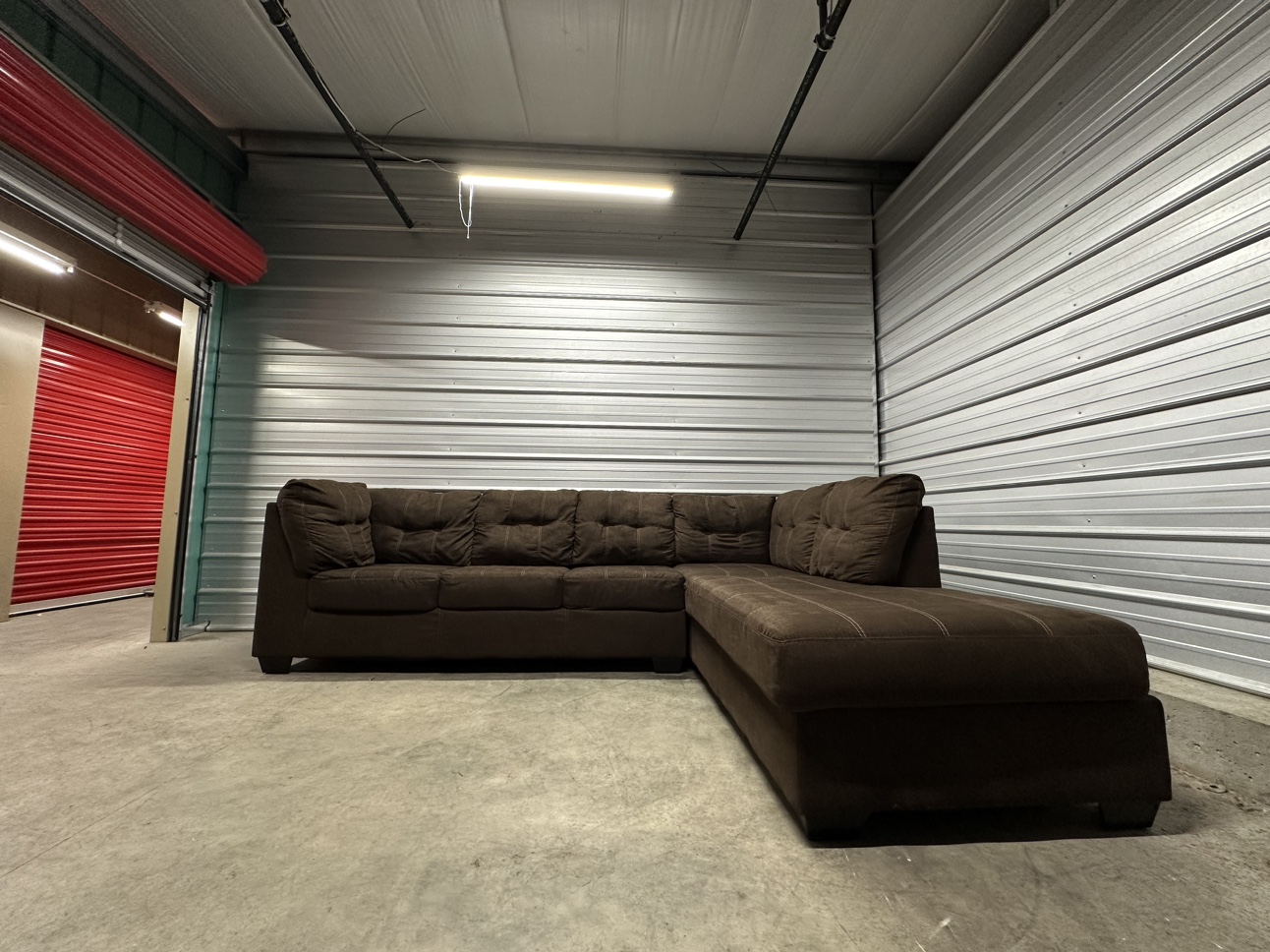 Sectional (FREE DELIVERY) - photo 2