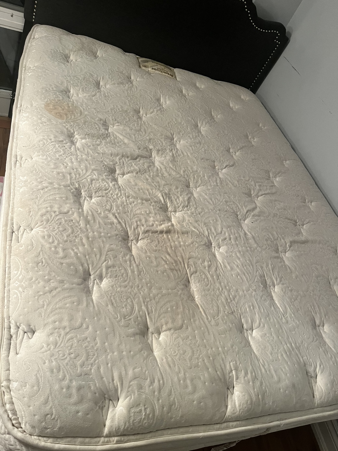 Queen Size Mattress and Boxspring