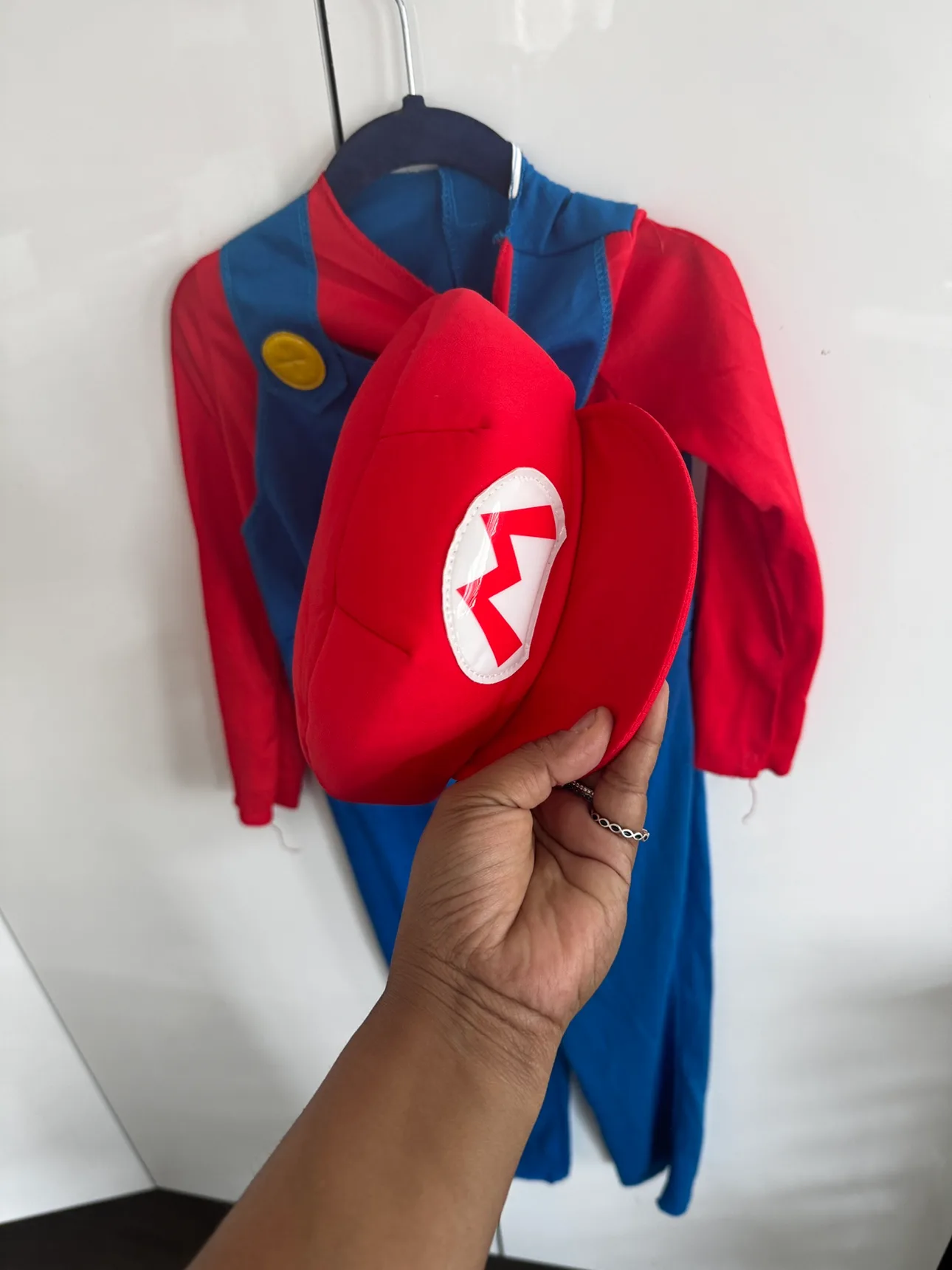 Mario Costume (4-6) image indicator(2)