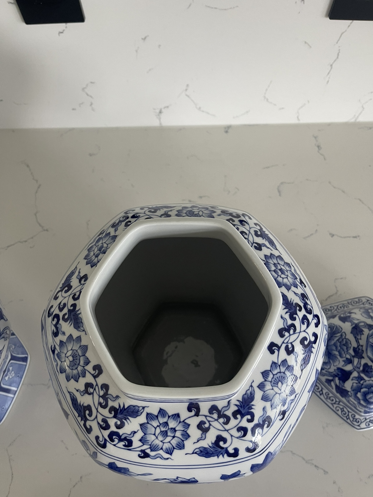 Blue and White Porcelain Vases - photo 4
