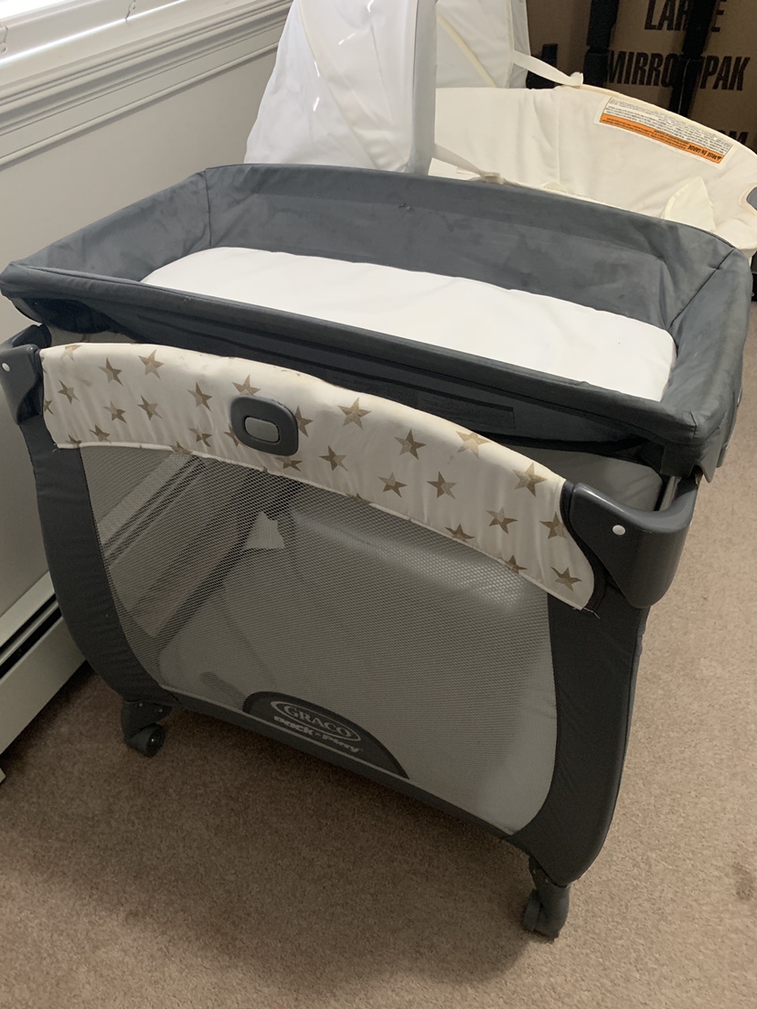 Graco Deluxe Pack 'n Play Playard - photo 5