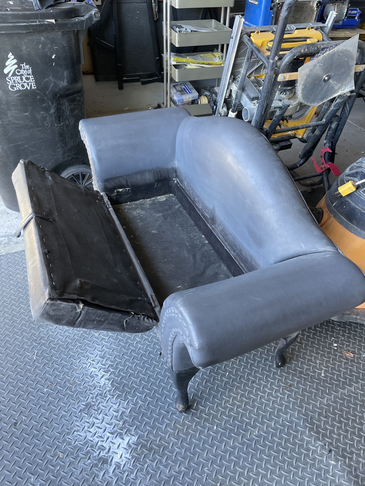 Loveseat - photo 2