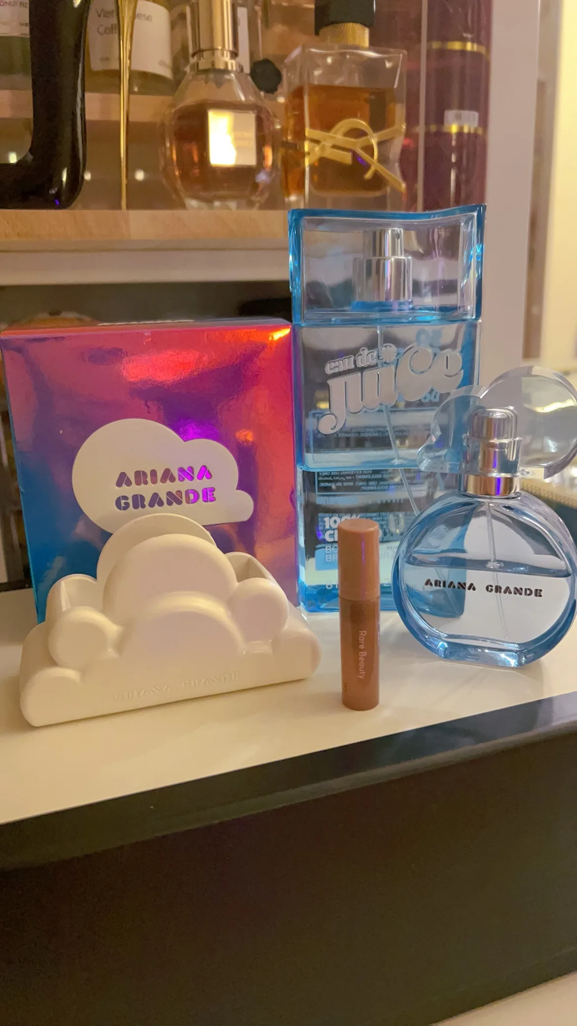 Ariana Grande Cloud Perfume Bundle thumbnail