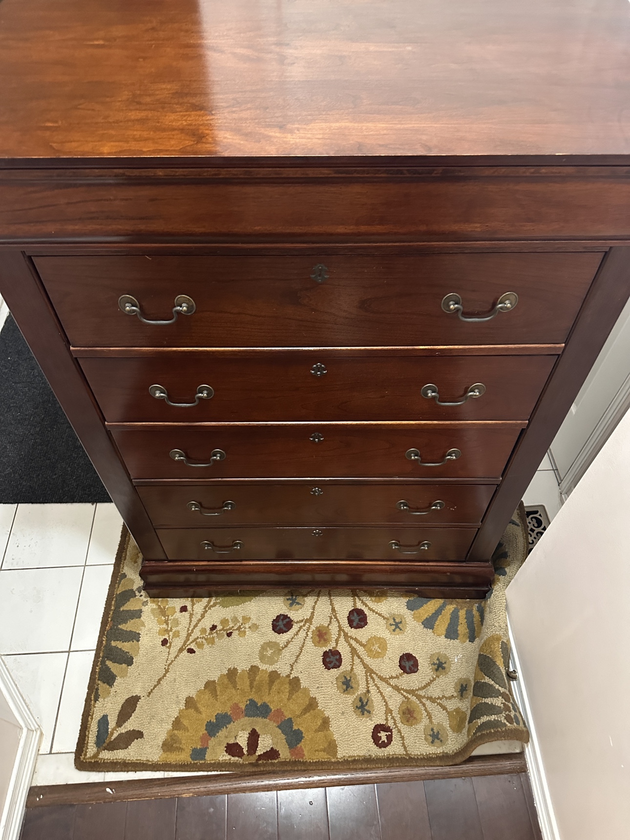 Solid Wood Dresser - photo 3