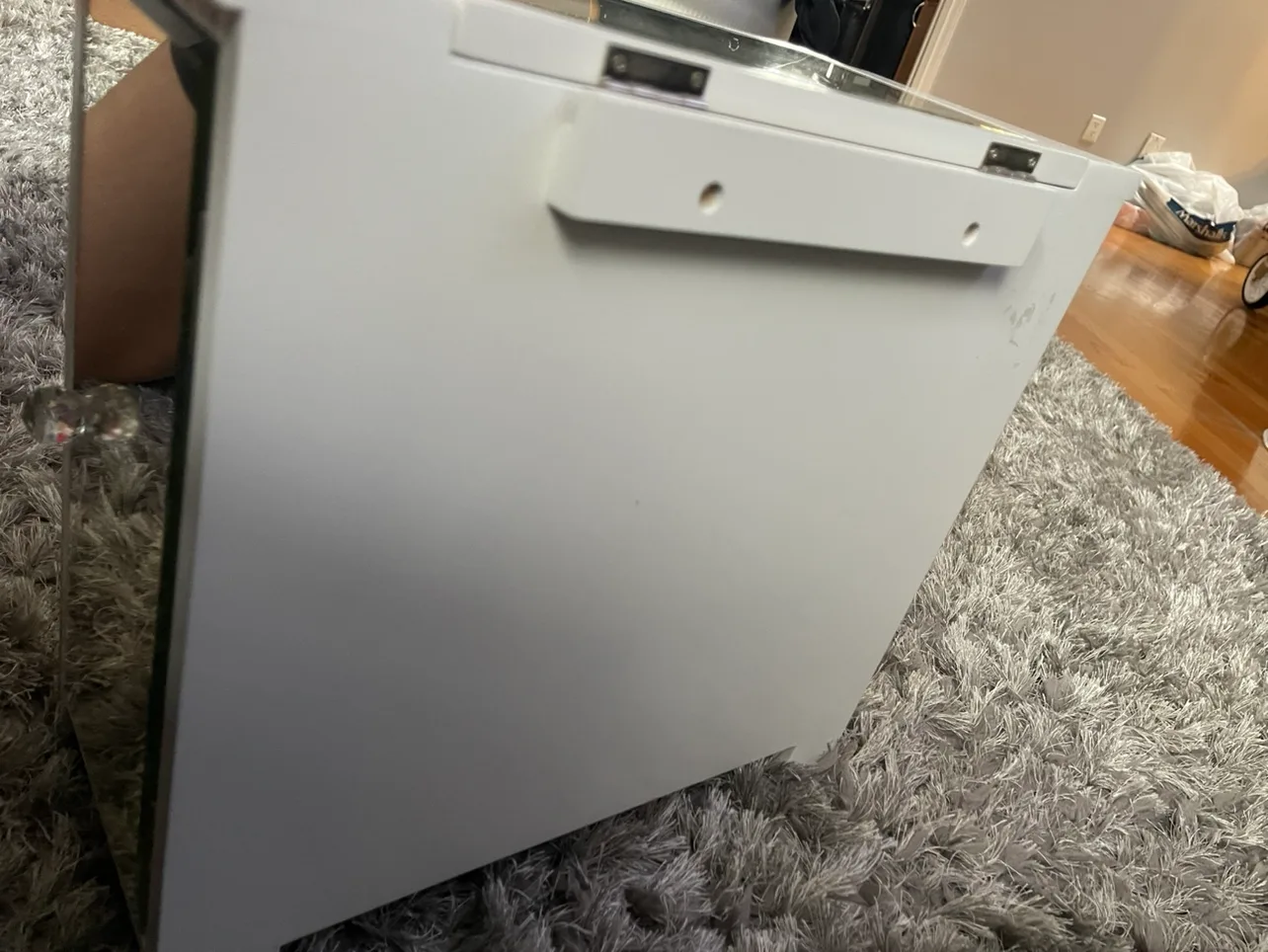 Mirrored jewellery dresser image indicator(5)