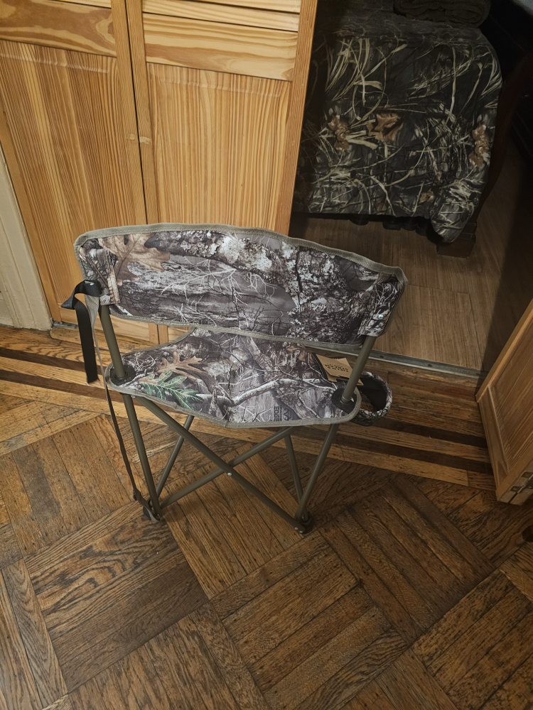 Field & Stream Tripod Stool with Backrest - photo 4