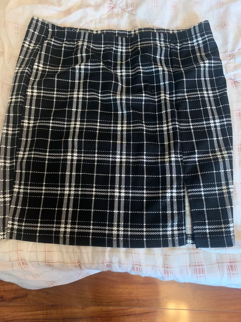 SHEIN Curve Plaid Skirt thumbnail