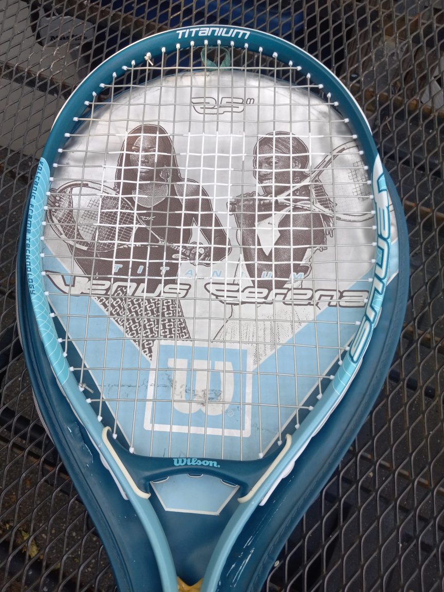 Wilson Venus & Serena Tennis Rackets - photo 2