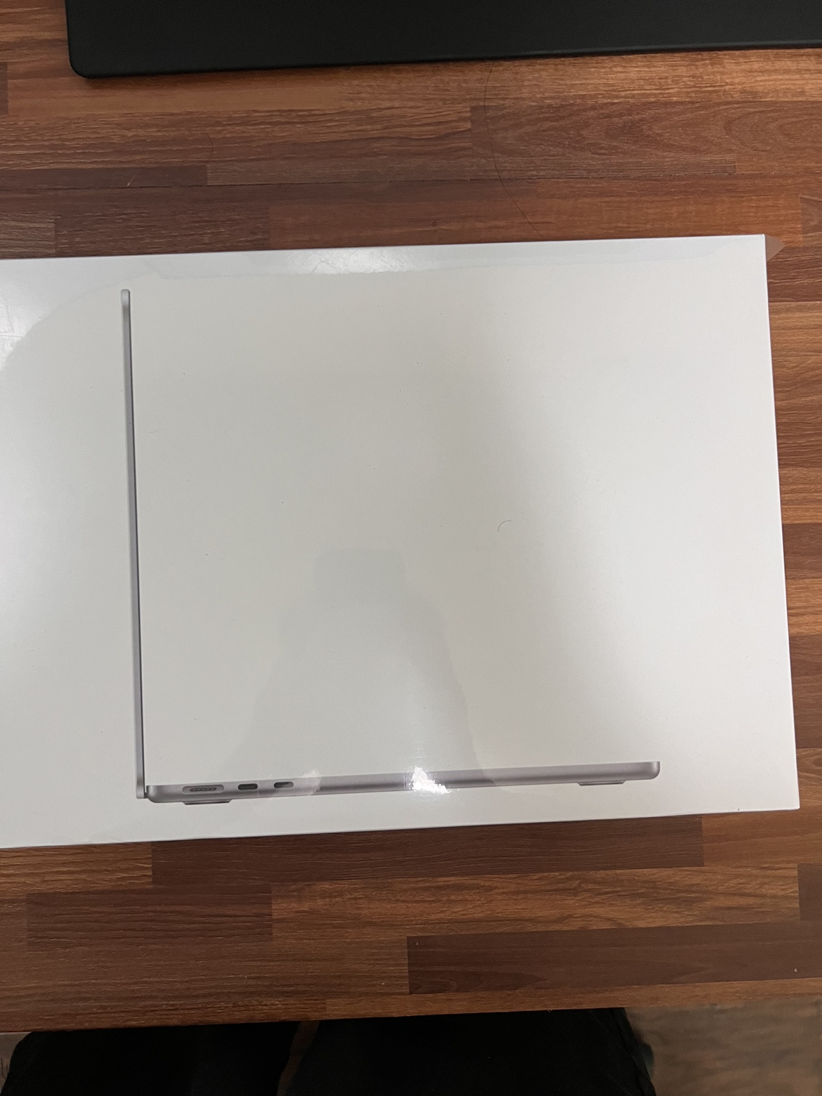Sealed m2 macbook air 256g space gray