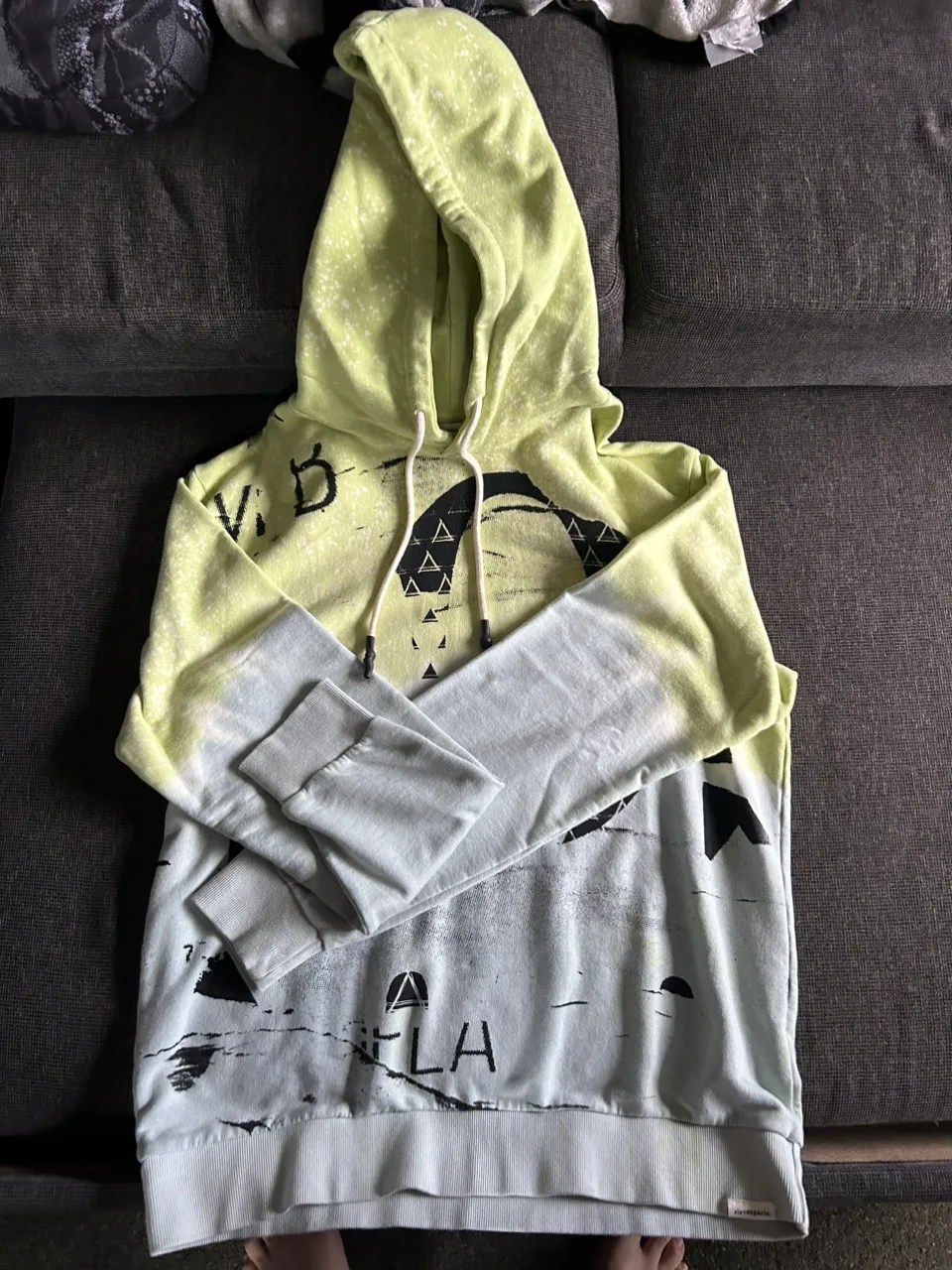 ELVN Paris - Yellow and Blue Tie Dye Hoodie image indicator(2)