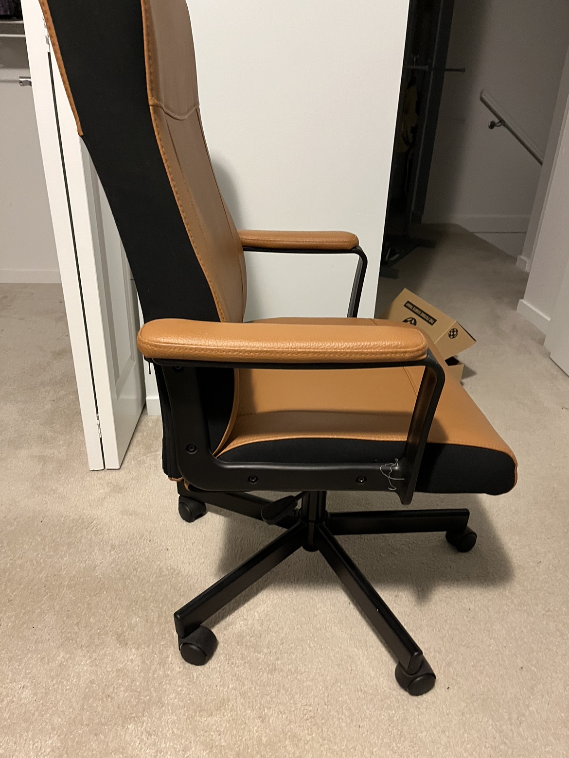 Office chair - photo 4