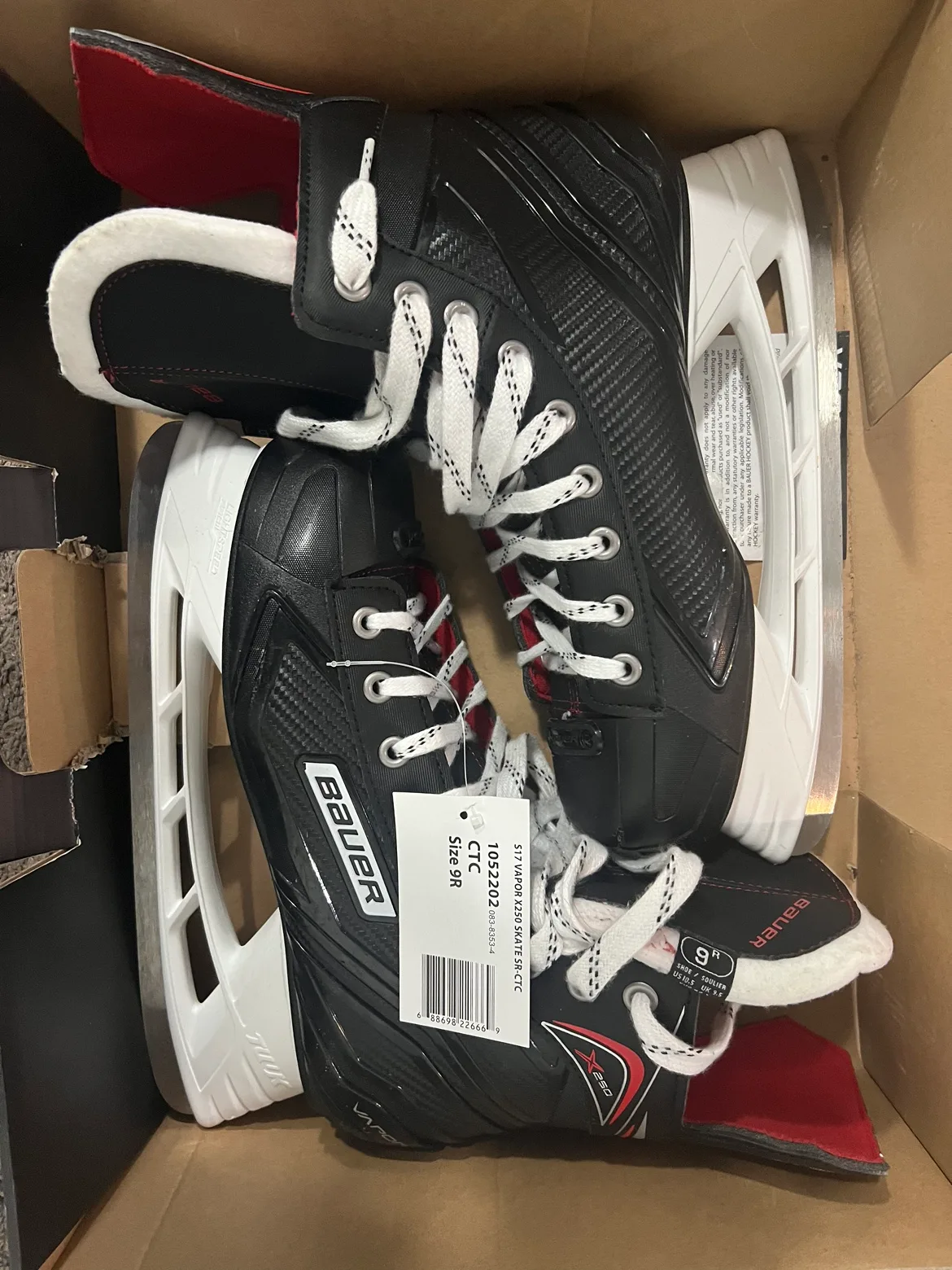Bauer Vapor X250 SR Ice Skates thumbnail
