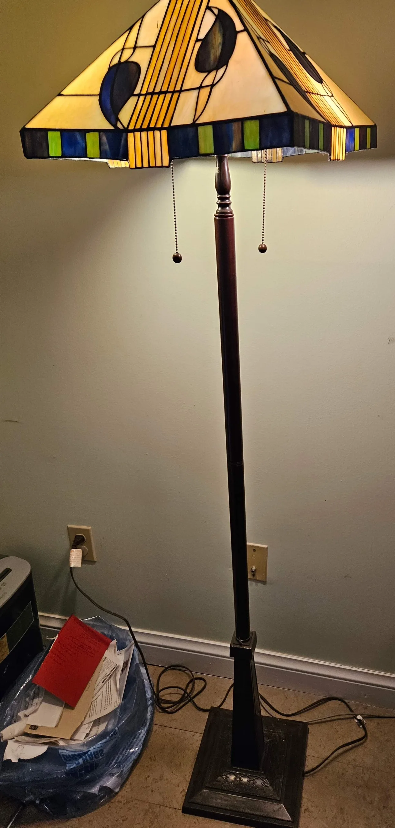 Stained Glass Floor Lamp thumbnail