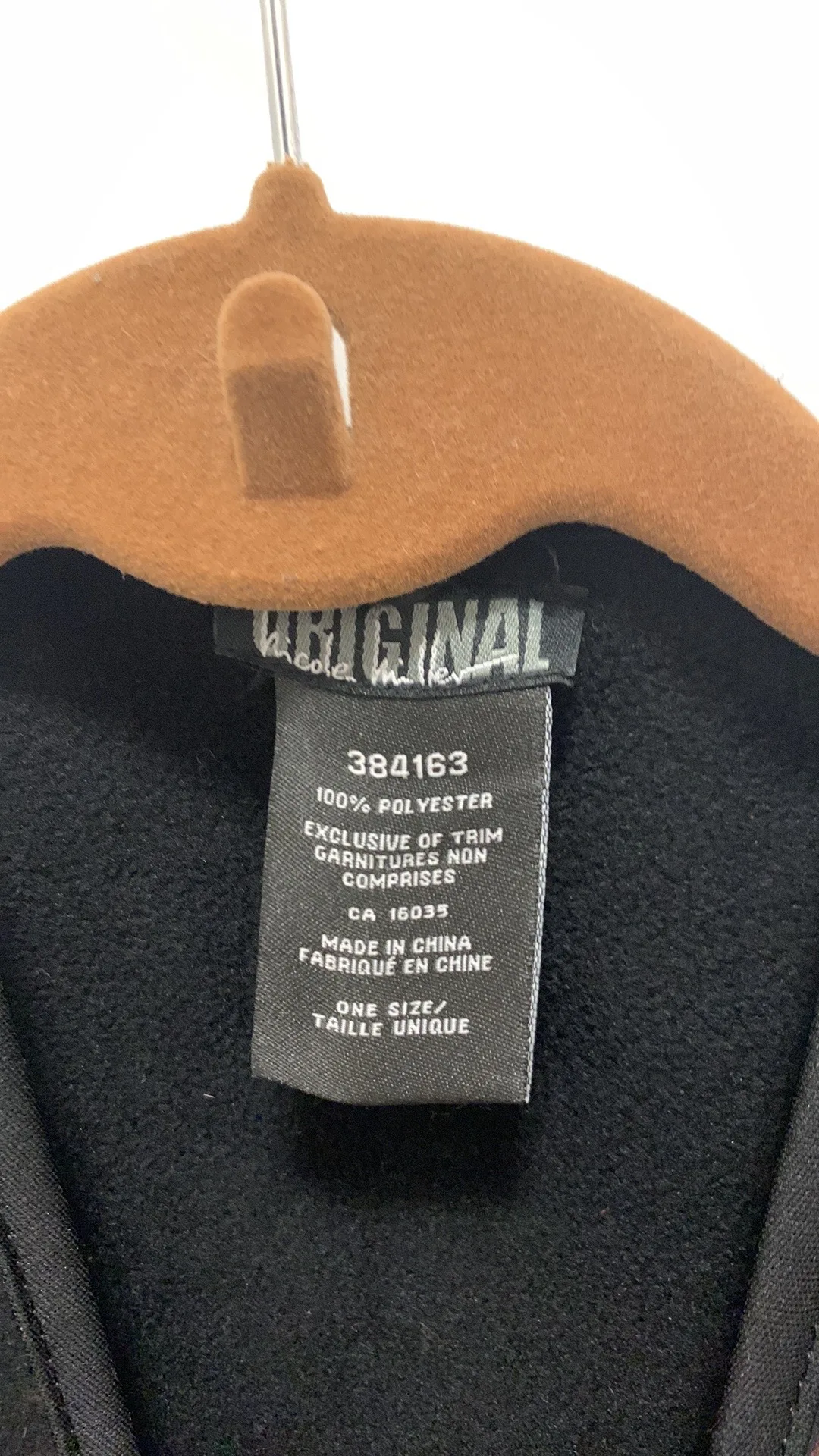 Black and Brown Geometric Pattern cape image indicator(3)