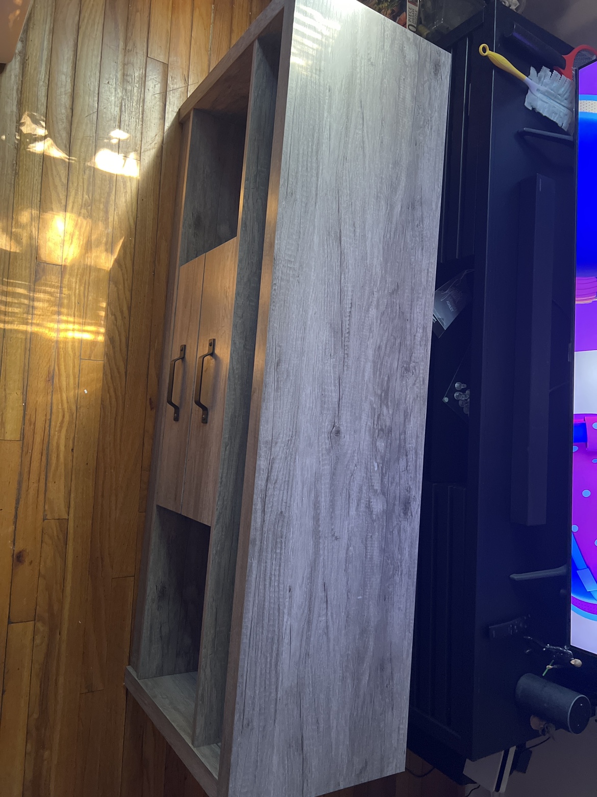 TV Stand - photo 2