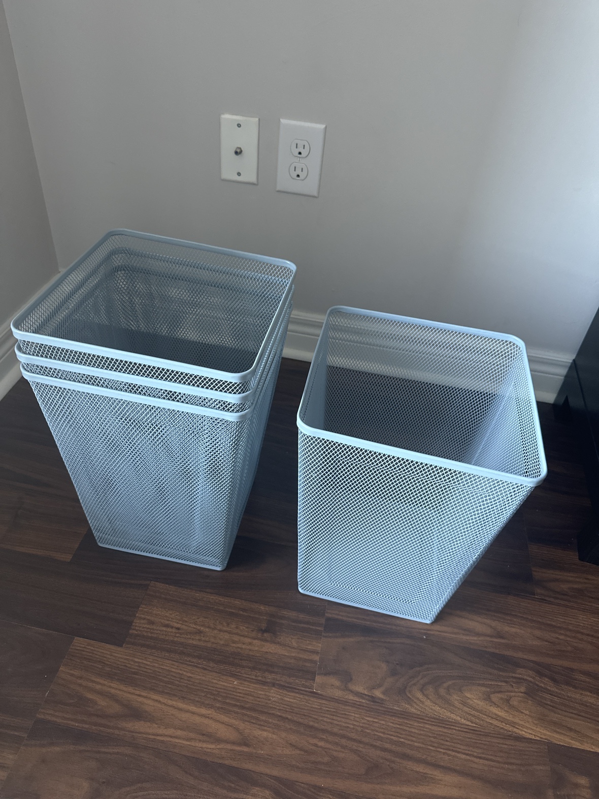 Wire Mesh Bins Set of 3 (Can buy separately)