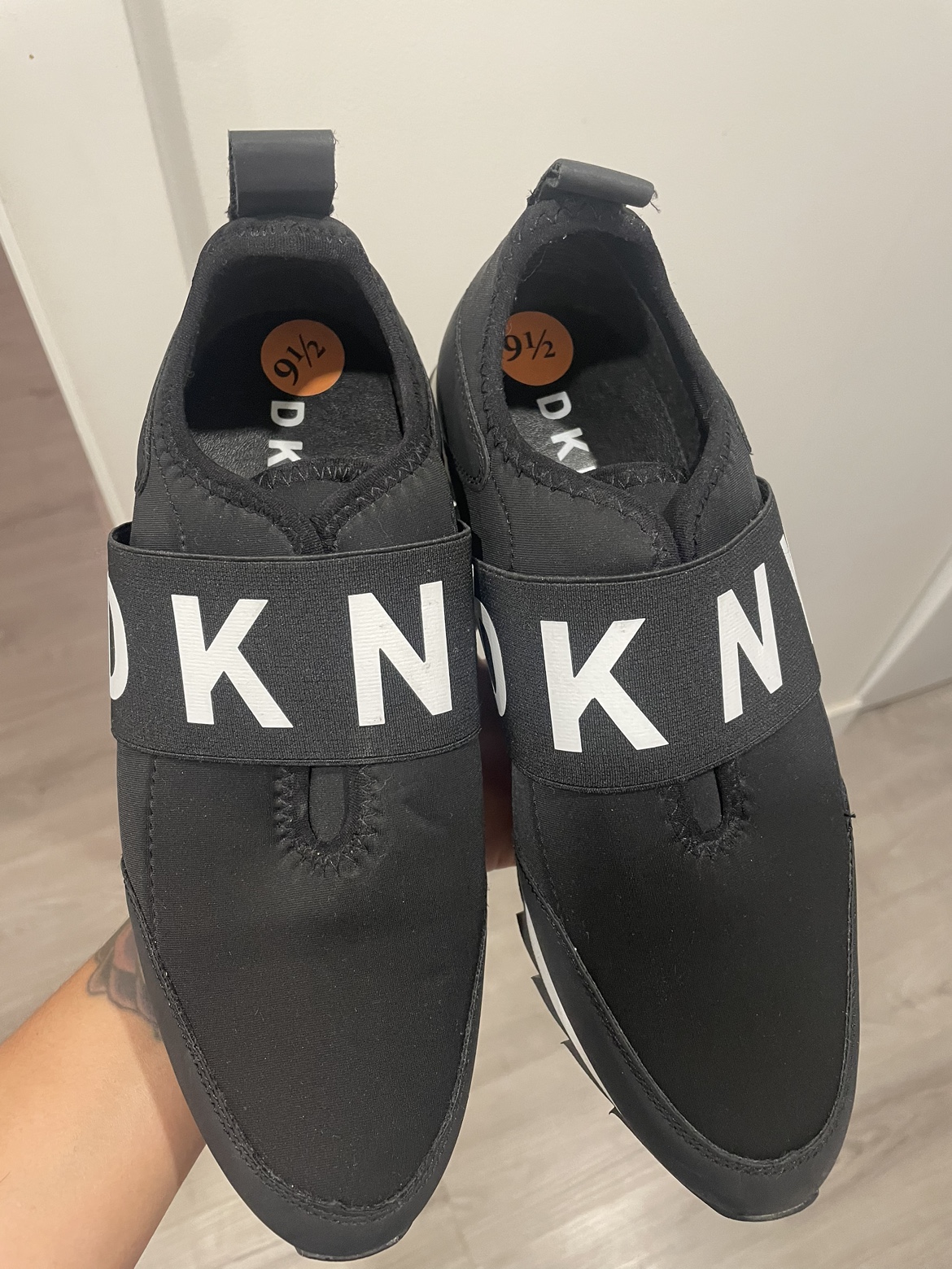 DKNY Black Sneakers (brand new)
