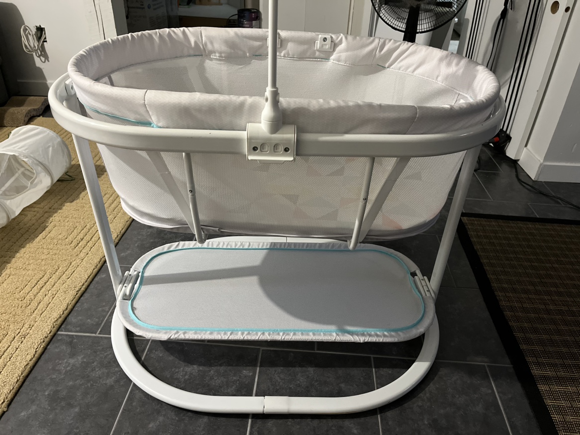baby bassinet with storage space - photo 4