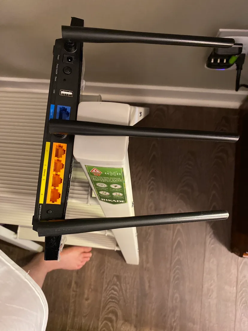 TP-Link Archer C9 Router image indicator(2)