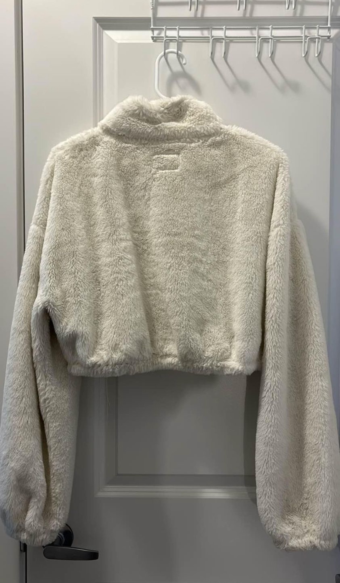 Urban planet white fleece short hoodie - photo 2