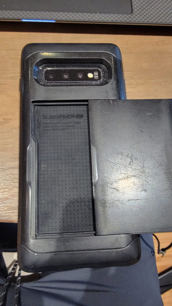 Samsung Galaxy S10+ - photo 4