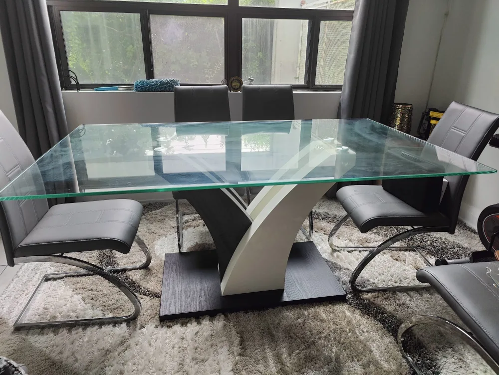 Tuxedo 7pc Dining Set with Table and 6 Chairs image indicator(3)